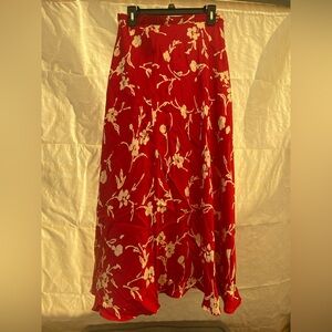 Newport News 100% Silk Floral Skirt (Size 12)